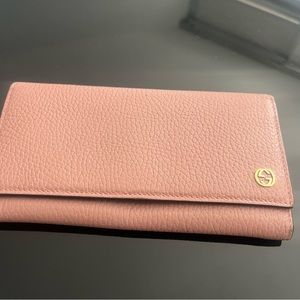Gucci rose gold authentic wallet